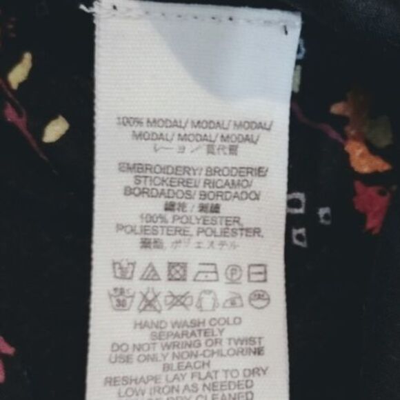 Free People Lady Lou Embroidered Black Blouse size medium Blouse FREE SHIPPING! - Picture 11 of 13